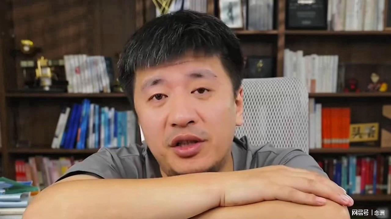 v体育-张雪峰一生挚爱国足：想当国脚夺世界杯 国足若进决赛愿死在现场